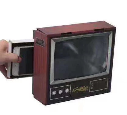 Retro TV Phone Screen Magnifier & Stand